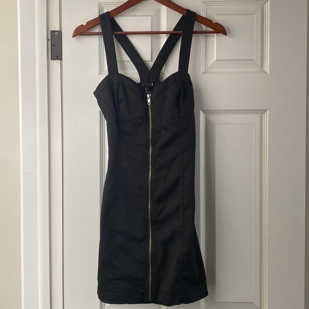 Front Zip Cut Out Back Black Dress